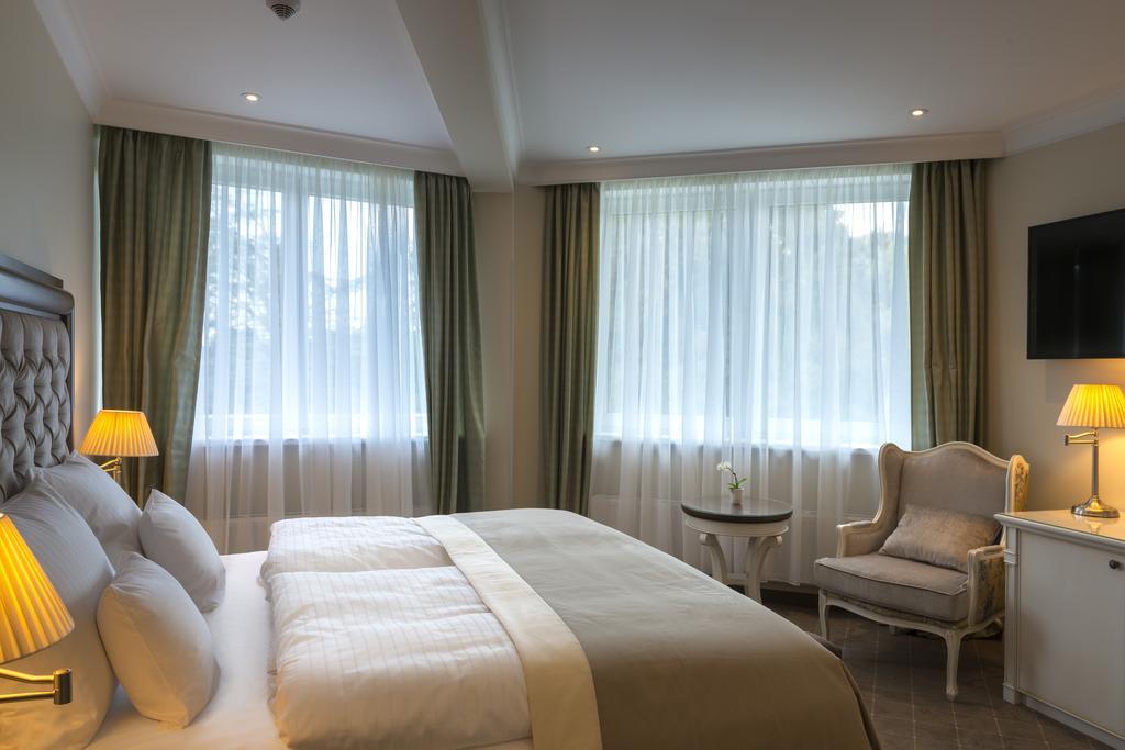 Park Hotel & Spa Katharina Badenweiler Buitenkant foto